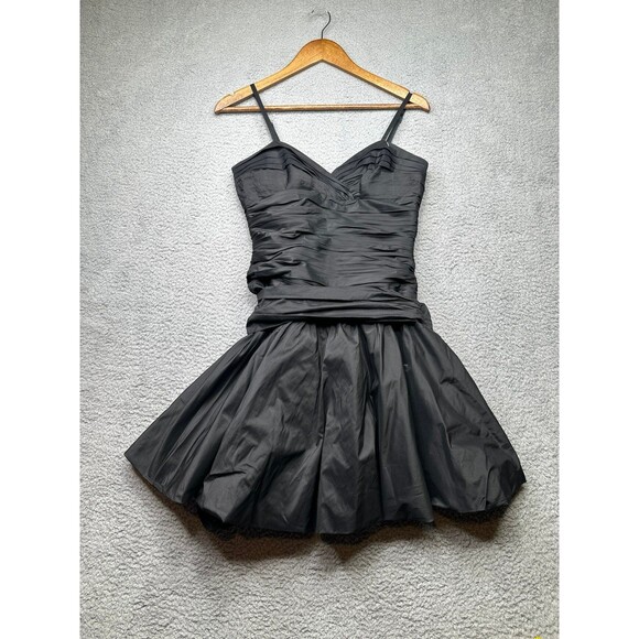 BCBG MAXAZRIA silk bubble hem flirty bow DRESS sz 4 - Picture 1 of 9